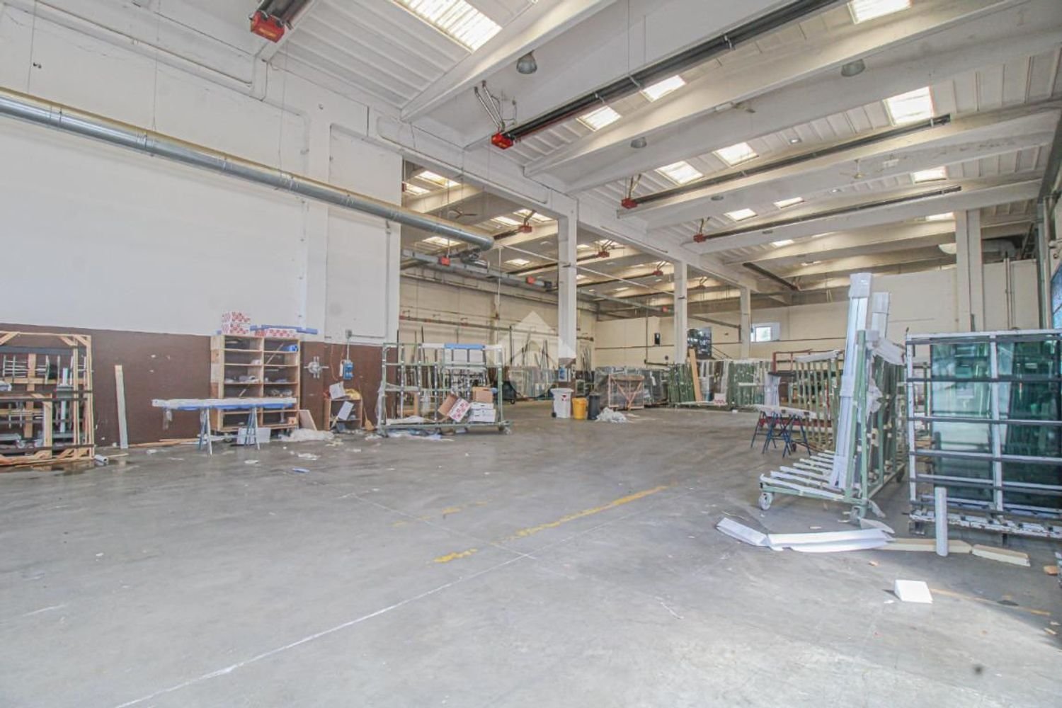 1700m² Warehouse in Chiari, Italy No. 359661