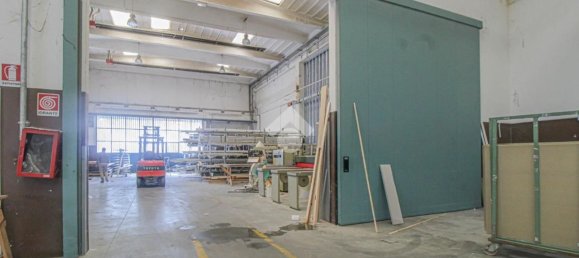 1700m² Warehouse in Chiari, Italy No. 359661 17