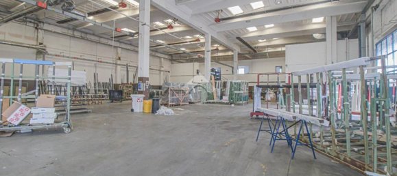 1700m² Warehouse in Chiari, Italy No. 359661 11