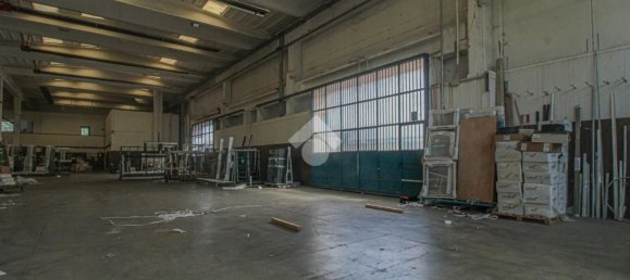 1700m² Warehouse in Chiari, Italy No. 359661 7