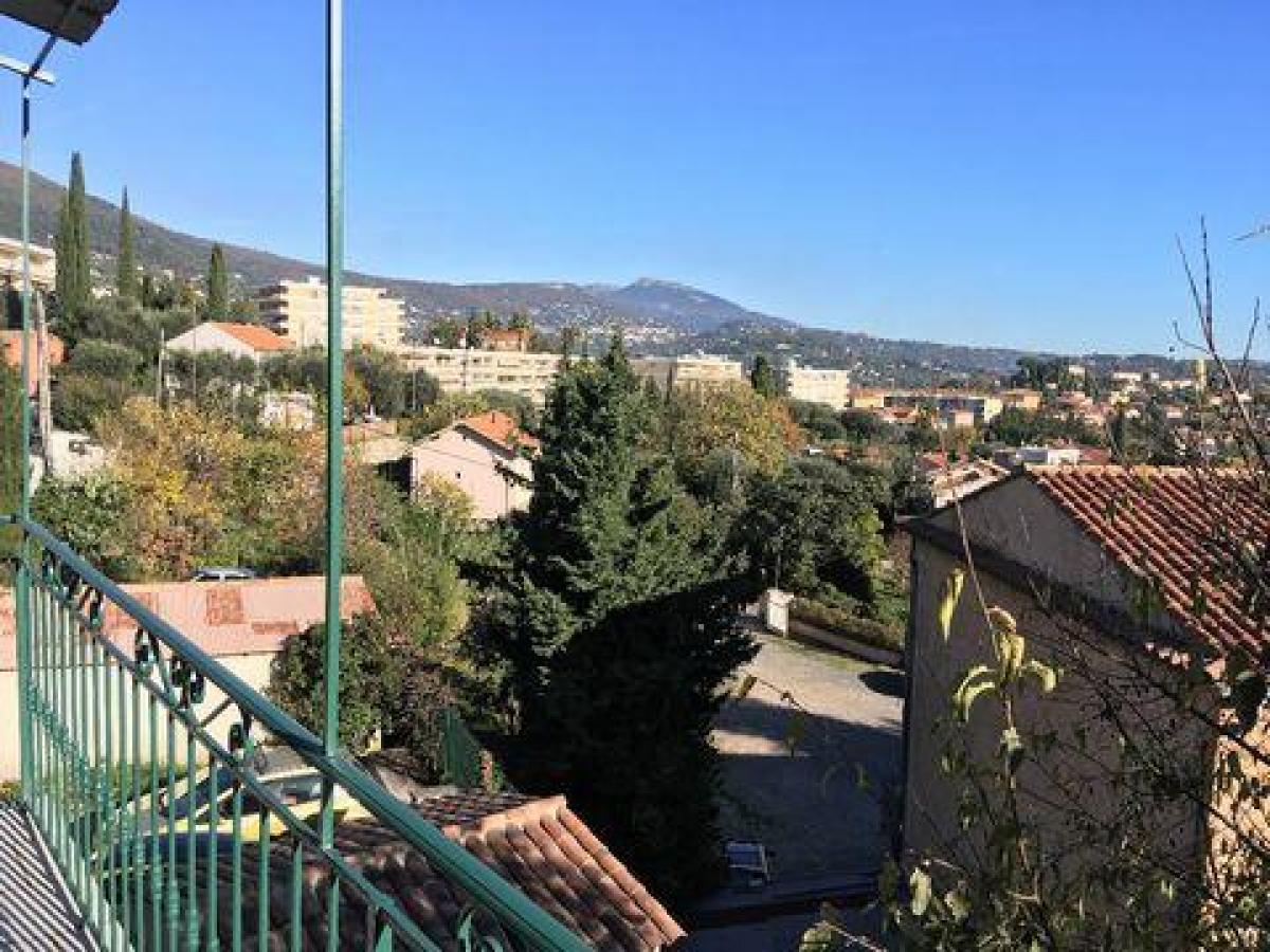 2 bedrooms Condo in Grasse, France No. 16770