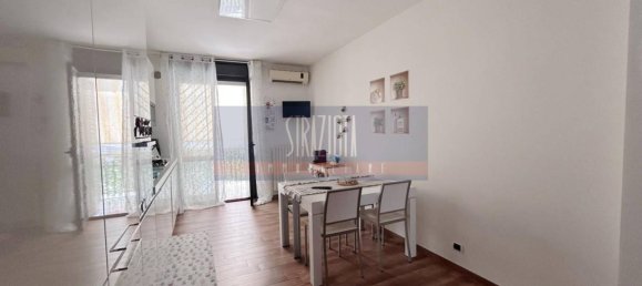 Apartamento de 2 dormitorios en Bari, Italy No. 284553 11