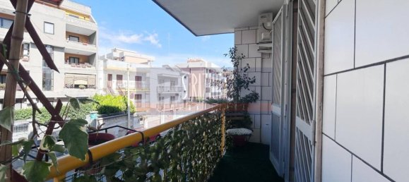 Apartamento de 2 dormitorios en Bari, Italy No. 284553 9