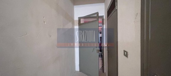 Apartamento de 2 dormitorios en Bari, Italy No. 284553 27