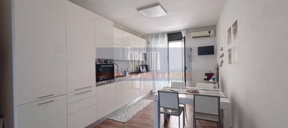 Apartamento de 2 dormitorios en Bari, Italy No. 284553 14