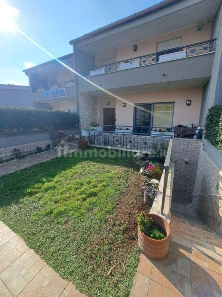 3 chambres Maison à Aprilia, Italy No. 138169