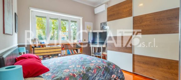 2 bedrooms Apartment in Rome, Italy No. 336618 14