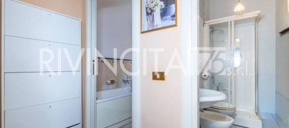 2 bedrooms Apartment in Rome, Italy No. 336618 18
