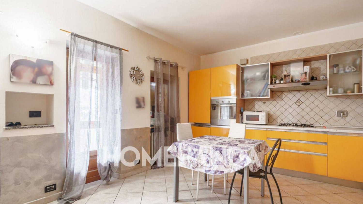 2 Schlafzimmer Wohnung in Cambiano, Italy, Nr. 170750