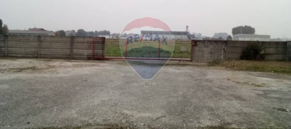 1638m² Warehouse in Casalmaggiore, Italy No. 264999 22