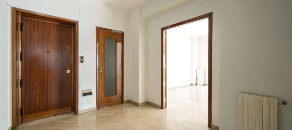 3 Schlafzimmer Wohnung in Palermo, Italy, Nr. 287471 14