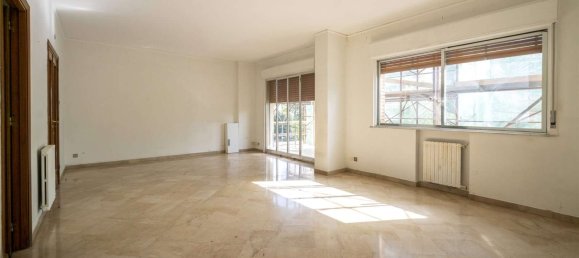 3 Schlafzimmer Wohnung in Palermo, Italy, Nr. 287471 4