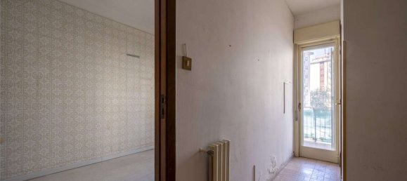 3 Schlafzimmer Wohnung in Palermo, Italy, Nr. 287471 17