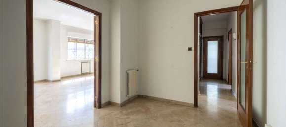 3 Schlafzimmer Wohnung in Palermo, Italy, Nr. 287471 13