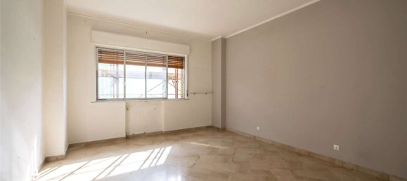 3 Schlafzimmer Wohnung in Palermo, Italy, Nr. 287471 2