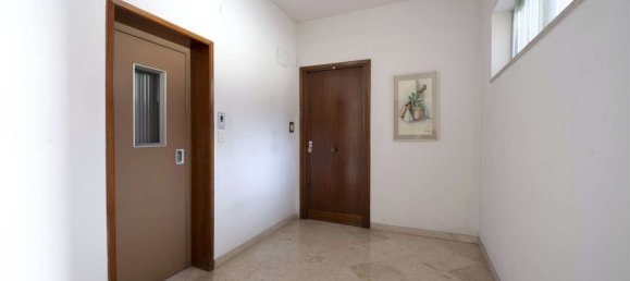 3 Schlafzimmer Wohnung in Palermo, Italy, Nr. 287471 27