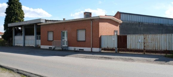 Almacén de 5 habitaciónes en Occhieppo Inferiore, Italy No. 103132 2