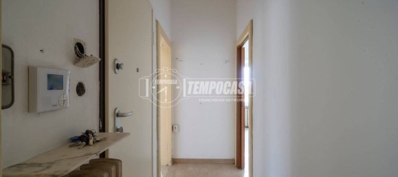 2 Schlafzimmer Wohnung in Macerata, Italy, Nr. 310295 9