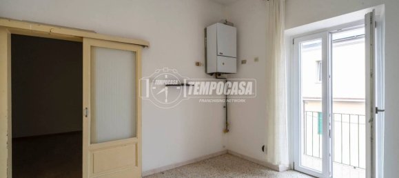 2 Schlafzimmer Wohnung in Macerata, Italy, Nr. 310295 4
