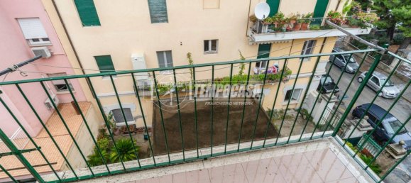 2 Schlafzimmer Wohnung in Macerata, Italy, Nr. 310295 7
