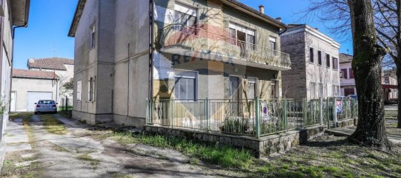 4 Schlafzimmer Haus in Tresignana, Italy, Nr. 58197 4