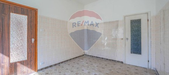 4 Schlafzimmer Haus in Tresignana, Italy, Nr. 58197 9