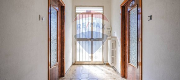 4 Schlafzimmer Haus in Tresignana, Italy, Nr. 58197 7