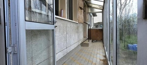 Casa de 3 dormitorios en Laon, France No. 221870 4