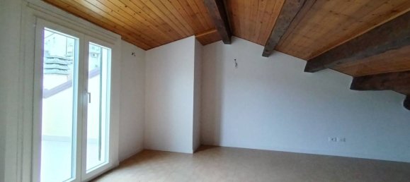 3 Schlafzimmer Haus in Pesaro, Italy, Nr. 329954 12