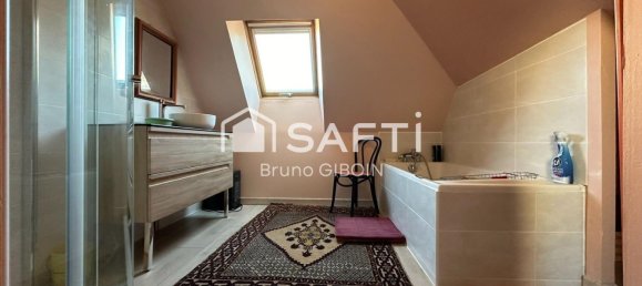 Adosado de 3 dormitorios en Gien, France No. 73304 12