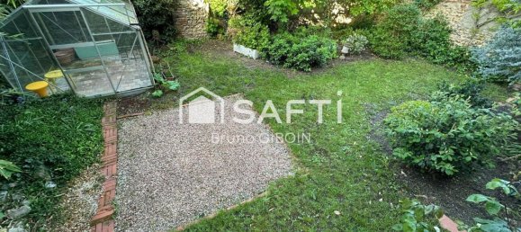 Adosado de 3 dormitorios en Gien, France No. 73304 2