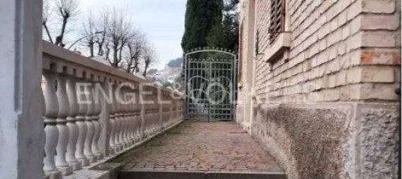 6 Schlafzimmer Villa in Osimo, Italy, Nr. 131932 4