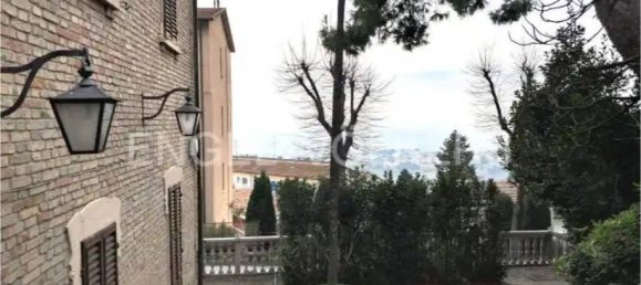 6 Schlafzimmer Villa in Osimo, Italy, Nr. 131932 2