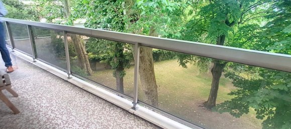 Apartamento de 3 dormitorios en Le Bouscat, France No. 97383 4