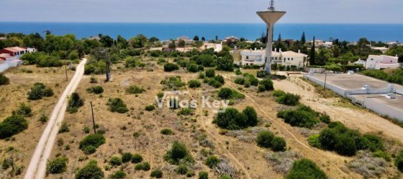 Land in Lagos, Portugal No. 59207 8