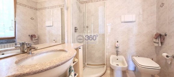 5 bedrooms Villa in Provaglio d'Iseo, Italy No. 282348 20