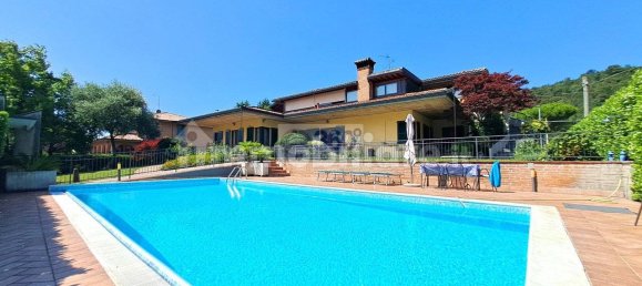5 bedrooms Villa in Provaglio d'Iseo, Italy No. 282348 23