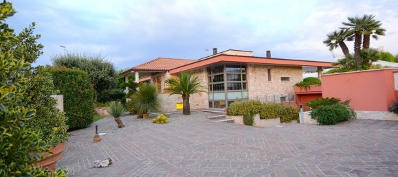 Villa de 10 habitaciónes en Conversano, Italy No. 176278 2