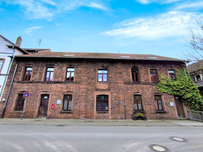 12 rooms Commercial property in Bad Durkheim, Germany No. 201323
