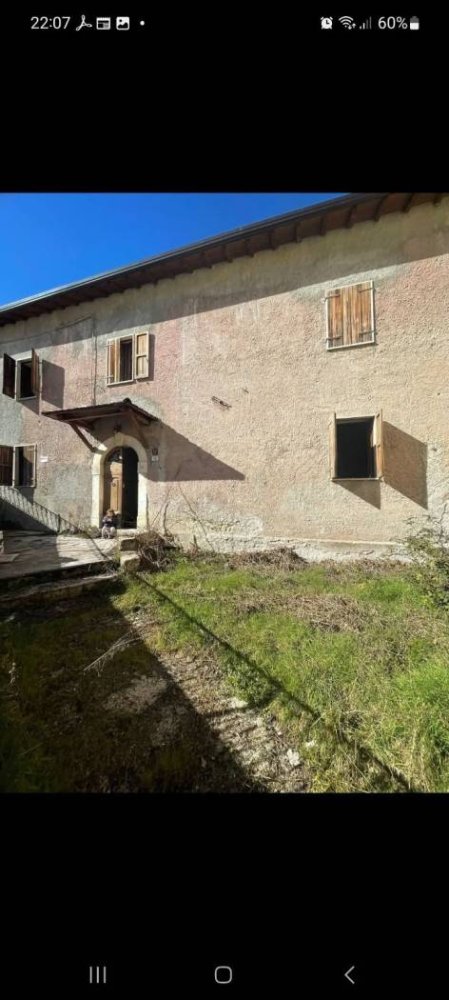 3 bedrooms Apartment in Borbona, Italy No. 303227