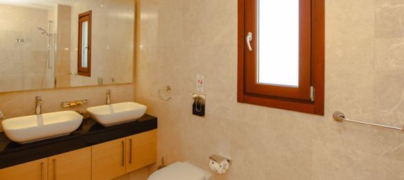 3 bedrooms Villa in Paphos, Cyprus No. 9530 14