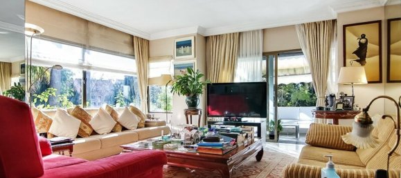 3 bedrooms Penthouse in Marbella, Spain No. 99910 6