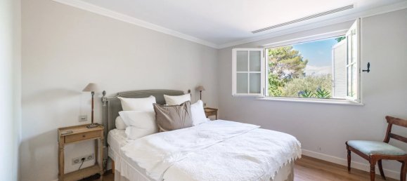 5 bedrooms Villa in Mougins, France No. 1716 12