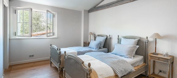 5 bedrooms Villa in Mougins, France No. 1716 11