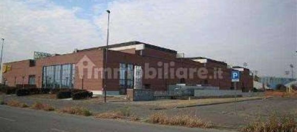 5 rooms Office in Piacenza, Italy No. 72667 2