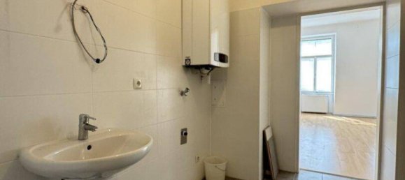 Квартира с 2 комнатами в Йозефштадт, Австрия № 139231 8