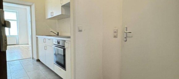 Квартира с 2 комнатами в Йозефштадт, Австрия № 139231 4