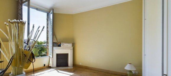 5 bedrooms Villa in Senlis, France No. 44793 4