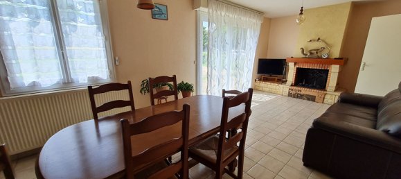 4 bedrooms House in Neron, France No. 59850 5