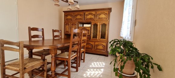 4 bedrooms House in Neron, France No. 59850 4